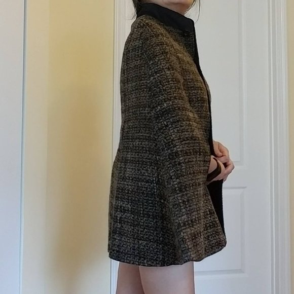 Yansi Fugel reversible cape - Picture 9 of 9